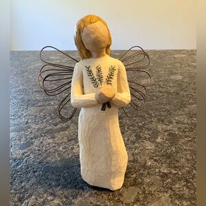 Willow Tree Angel of Remembrance figurine